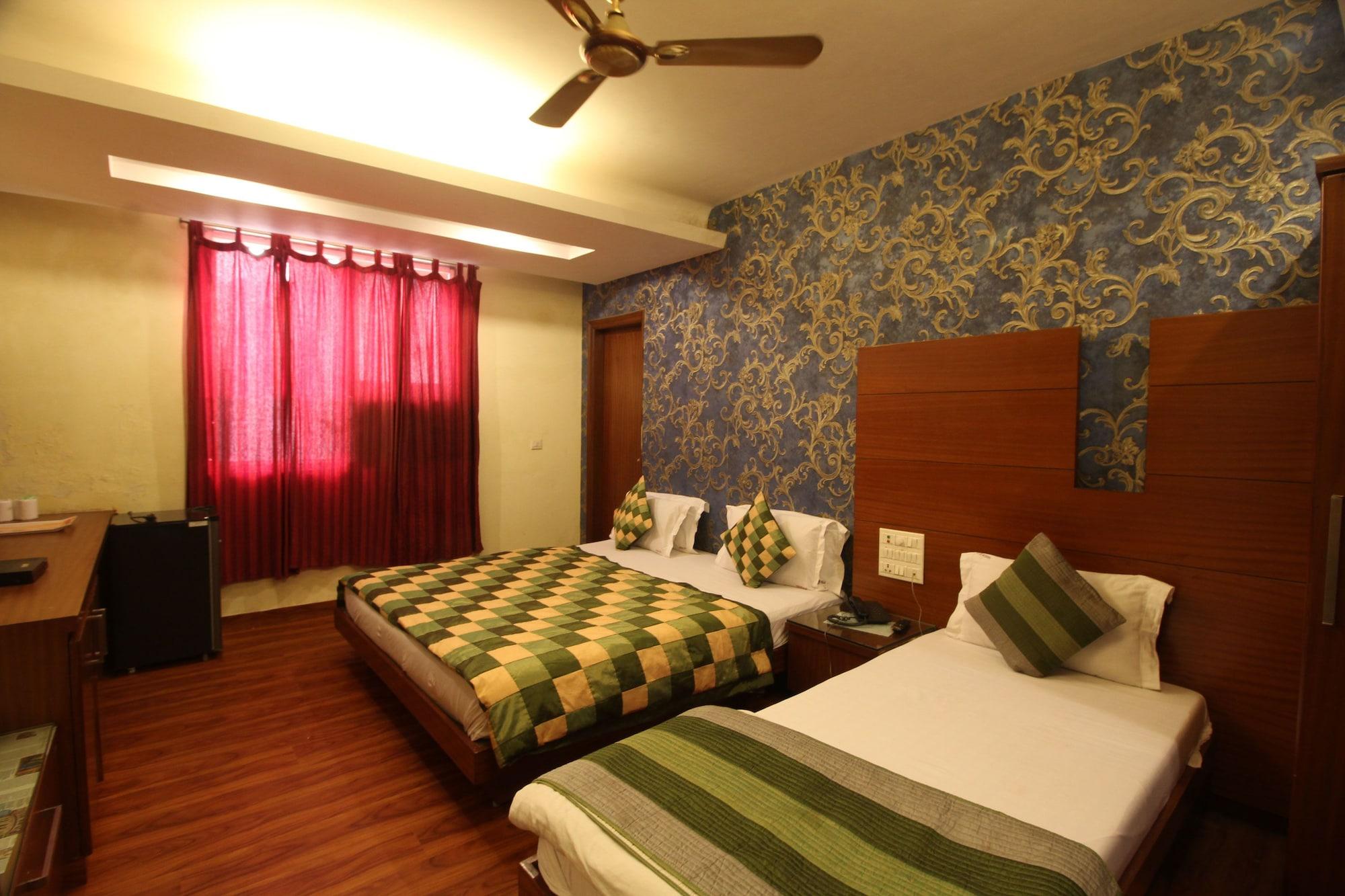 Hotel Vanson Villa - Near Connaught Place Neu-Delhi Exterior foto