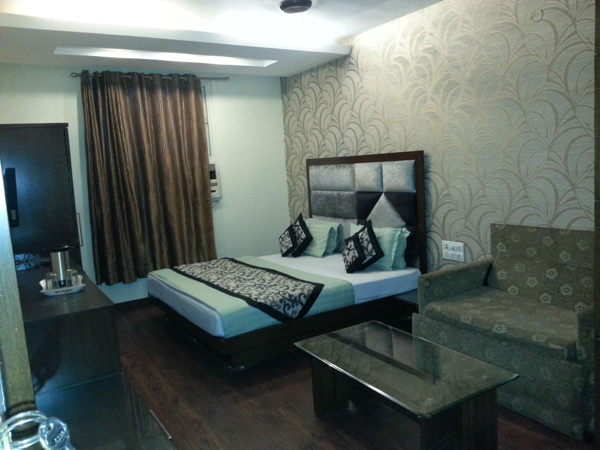 Hotel Vanson Villa - Near Connaught Place Neu-Delhi Exterior foto