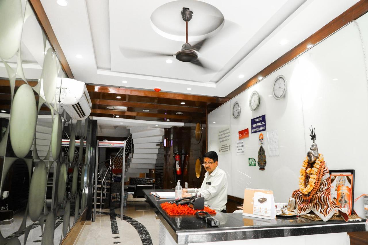 Hotel Vanson Villa - Near Connaught Place Neu-Delhi Exterior foto