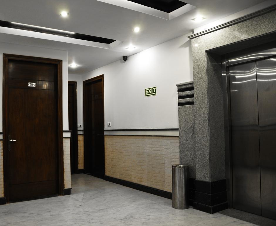 Hotel Vanson Villa - Near Connaught Place Neu-Delhi Exterior foto
